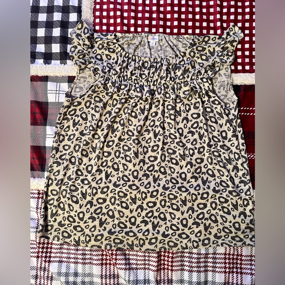 Lularoe cheetah shirt